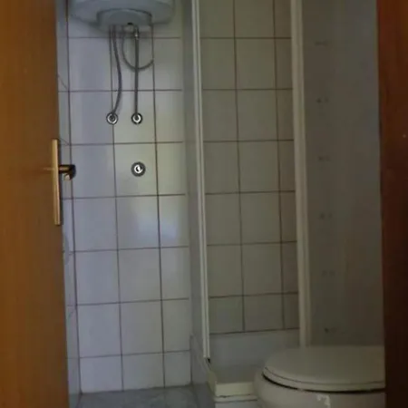 Apartman Popi - One Bedroom With Balcony 1 *